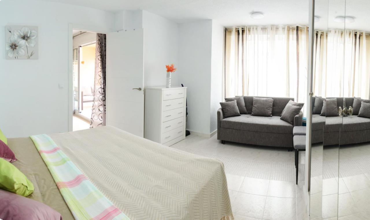 Holiday Suite Playa Del Cura Torrevieja Bagian luar foto